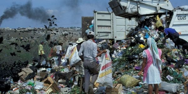 District celebrates Hispanic Heritage month. Source: U.S. Army Corps of Engineers Europe District via Flickr.