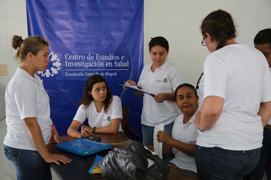 Gathering to discuss dengue in Colombia