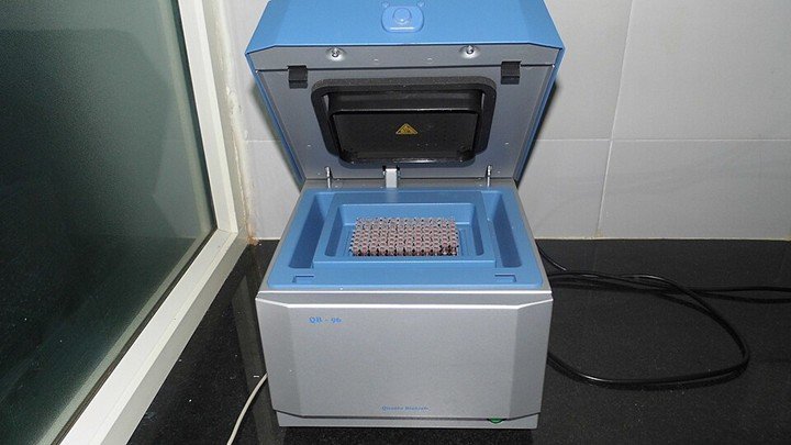 PCR thermocycler