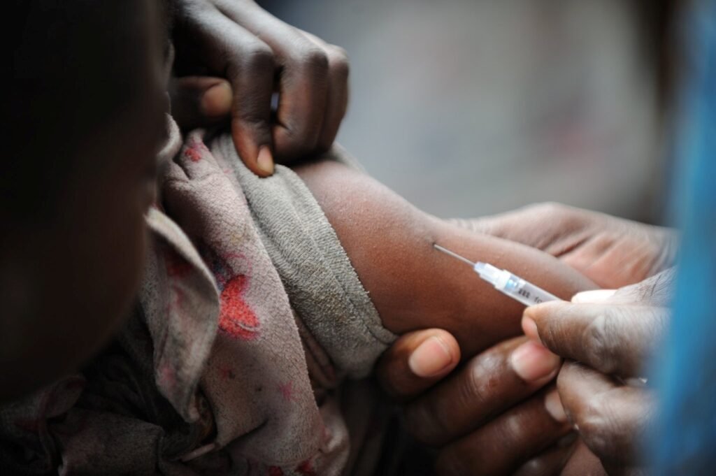 vaccinating with measles